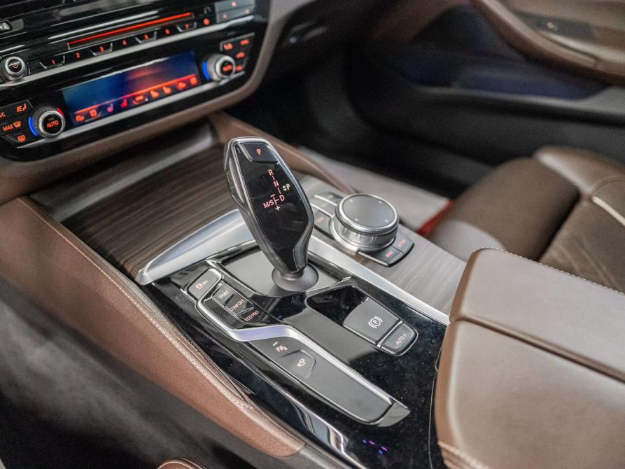 BMW 5 серии VII (G30/G31/G38) Красноярск  - изображение 17