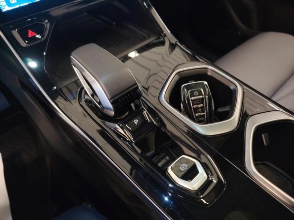 Geely Atlas II с пробегом 2023 года, цена 2 651 000 рублей, 39399 км, внедорожник, Автокод Объявления