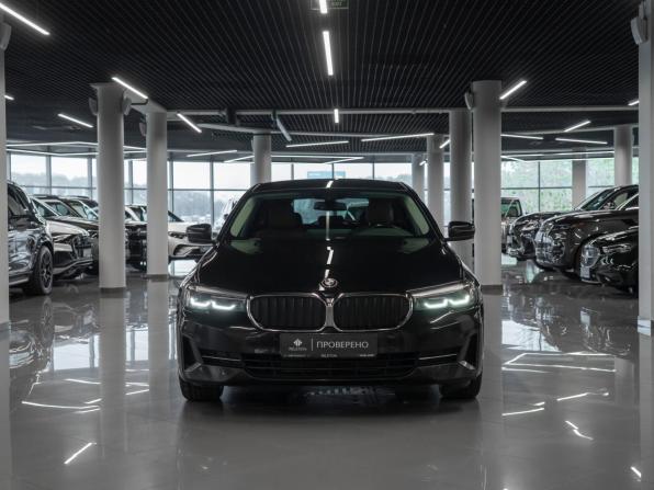 BMW 5 серии VII (G30/G31/G38) Рестайлинг с пробегом 2022 года, цена 3 750 000 рублей, 81324 км, универсал, Автокод Объявления