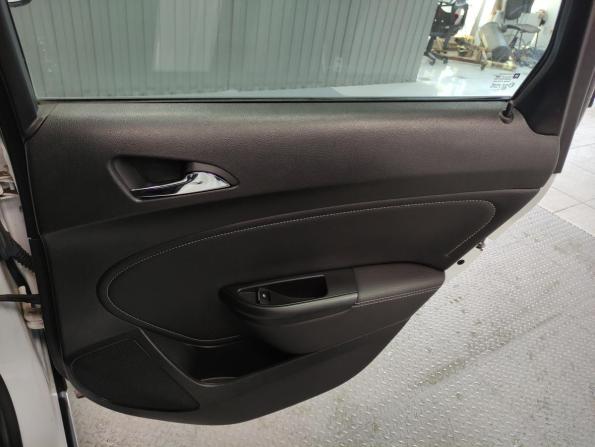 Opel Astra J Рестайлинг с пробегом 2012 года, цена 787 000 рублей, 175360 км, хэтчбек, Автокод Объявления