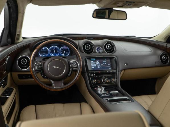 Jaguar XJ IV (X351) с пробегом 2010 года, цена 1 749 077 рублей, 109321 км, седан, Автокод Объявления