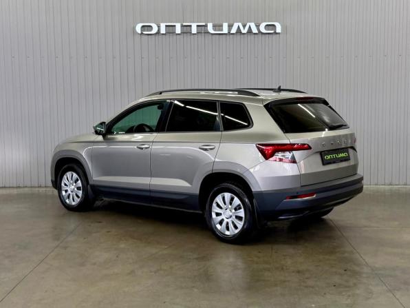 Skoda Karoq I с пробегом 2021 года, цена 1 997 000 рублей, 157719 км, внедорожник, Автокод Объявления