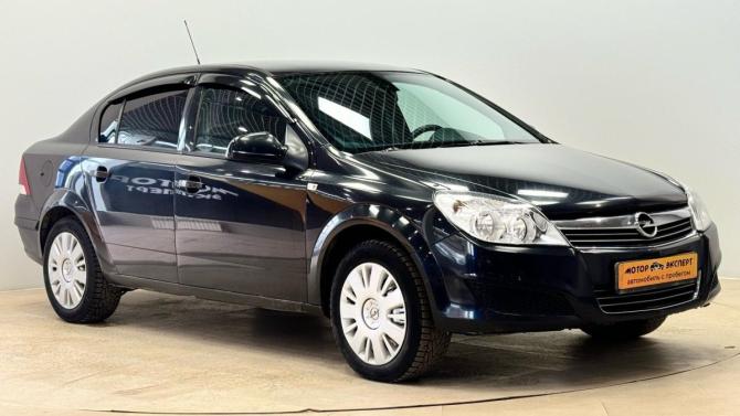 Opel Astra H Рестайлинг с пробегом 2011 года, цена 675 000 рублей, 120095 км, седан, Автокод Объявления