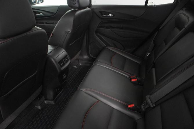 Chevrolet Equinox III Рестайлинг с пробегом 2021 года, цена 3 119 000 рублей, 88000 км, внедорожник, Автокод Объявления