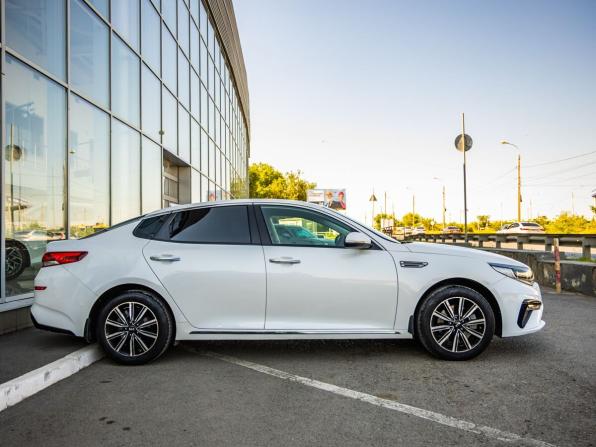 Kia Optima IV Рестайлинг с пробегом 2019 года, цена 2 038 000 рублей, 159702 км, седан, Автокод Объявления