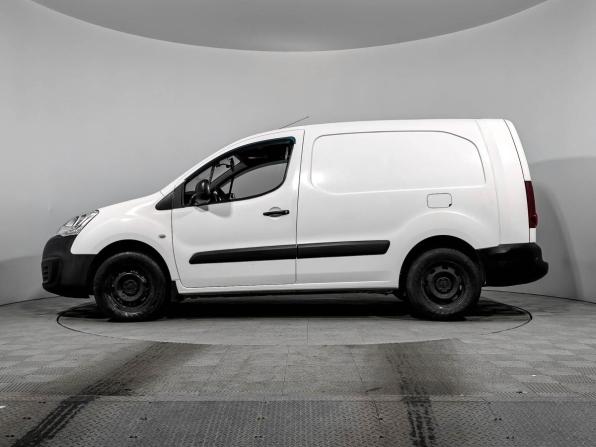 Peugeot Partner II Рестайлинг 2 с пробегом 2017 года, цена 1 550 000 рублей, 57717 км, фургон, Автокод Объявления