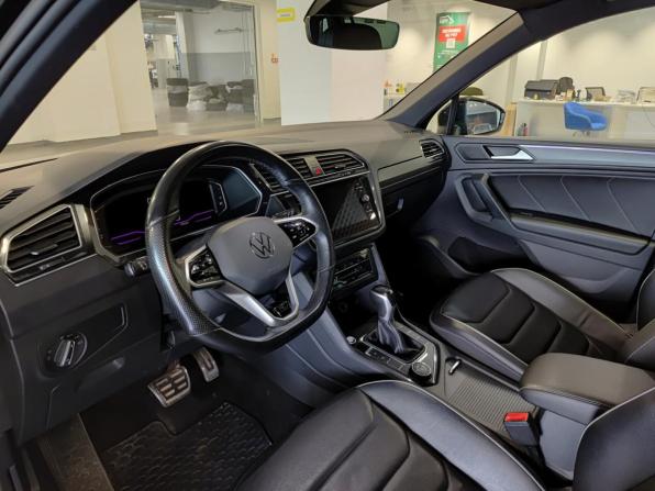 Volkswagen Tiguan II Рестайлинг с пробегом 2021 года, цена 4 090 000 рублей, 94158 км, внедорожник, Автокод Объявления