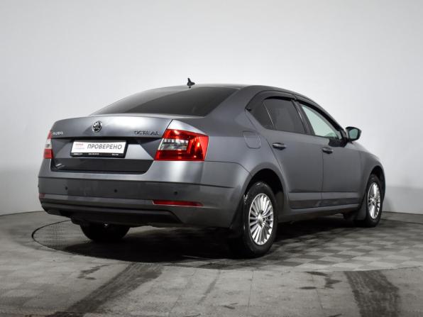 Skoda Octavia III (A7) Рестайлинг с пробегом 2017 года, цена 1 290 000 рублей, 204534 км, лифтбек, Автокод Объявления