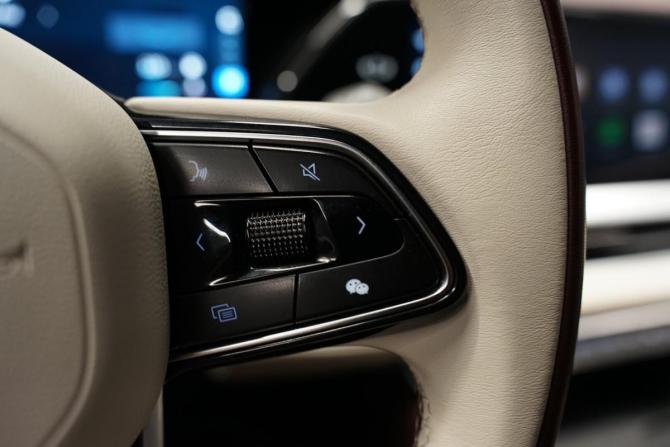 Geely Monjaro I с пробегом 2023 года, цена 3 490 000 рублей, 22000 км, внедорожник, Автокод Объявления