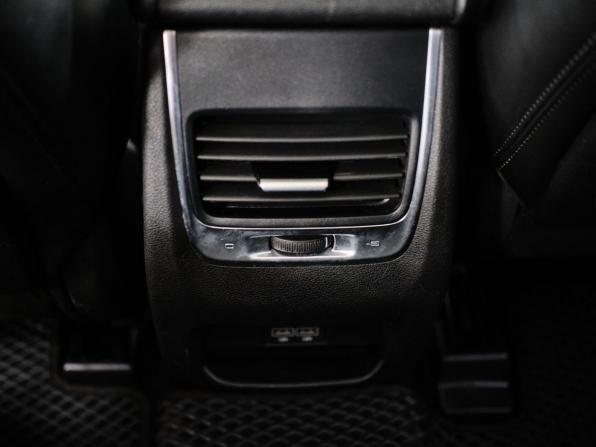Geely Atlas I с пробегом 2021 года, цена 1 736 000 рублей, 61987 км, внедорожник, Автокод Объявления