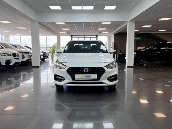Hyundai Solaris II с пробегом 2018 года, цена 895 000 рублей, 142352 км, седан, Автокод Объявления