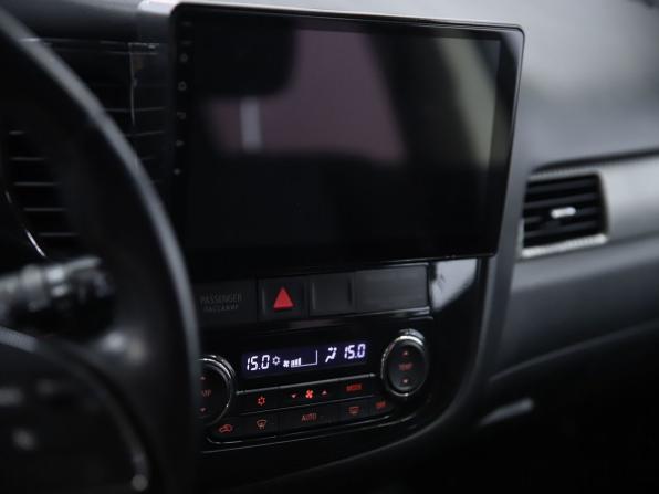 Mitsubishi Outlander III Рестайлинг 2 с пробегом 2018 года, цена 1 790 000 рублей, 149899 км, внедорожник, Автокод Объявления