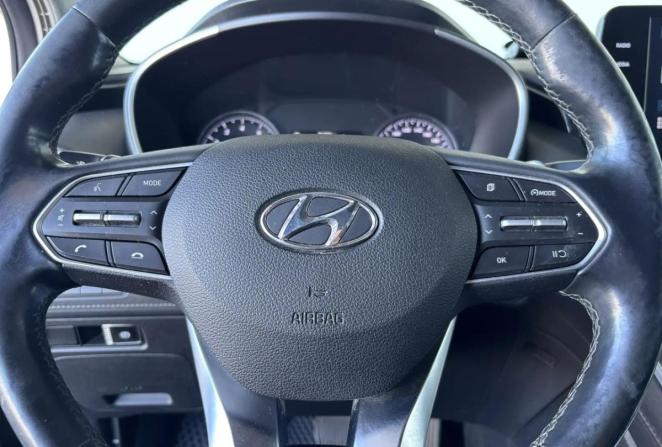 Hyundai Santa Fe IV Рестайлинг с пробегом 2021 года, цена 3 557 000 рублей, 54026 км, внедорожник, Автокод Объявления