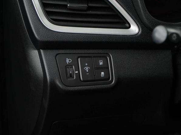 Hyundai Solaris II с пробегом 2017 года, цена 1 157 050 рублей, 133607 км, седан, Автокод Объявления