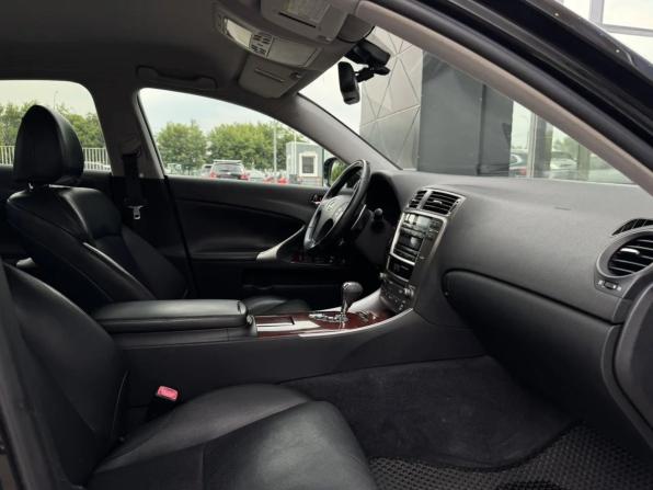 Lexus IS II с пробегом 2006 года, цена 1 470 000 рублей, 242896 км, седан, Автокод Объявления