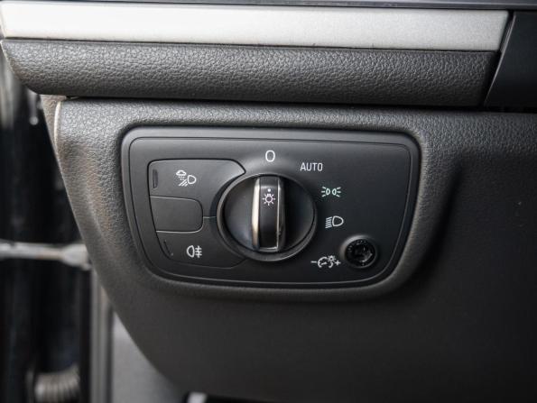 Audi A6 IV (C7) Рестайлинг с пробегом 2015 года, цена 1 930 000 рублей, 183228 км, седан, Автокод Объявления