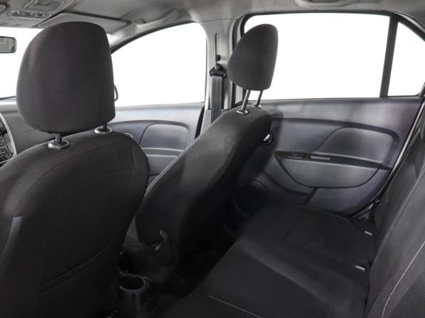 Renault Logan II Рестайлинг с пробегом 2021 года, цена 1 050 000 рублей, 185846 км, седан, Автокод Объявления