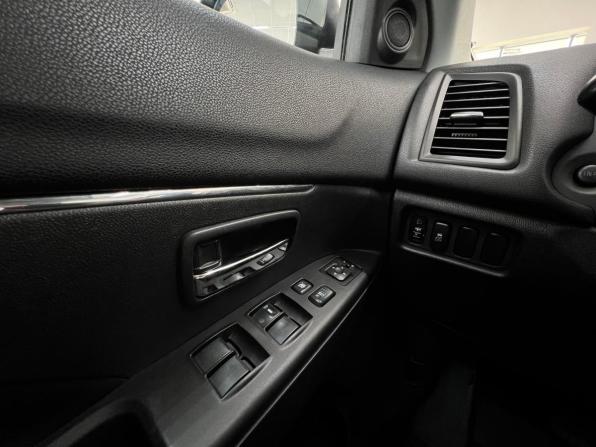 Mitsubishi ASX I Рестайлинг с пробегом 2013 года, цена 1 190 000 рублей, 172000 км, внедорожник, Автокод Объявления