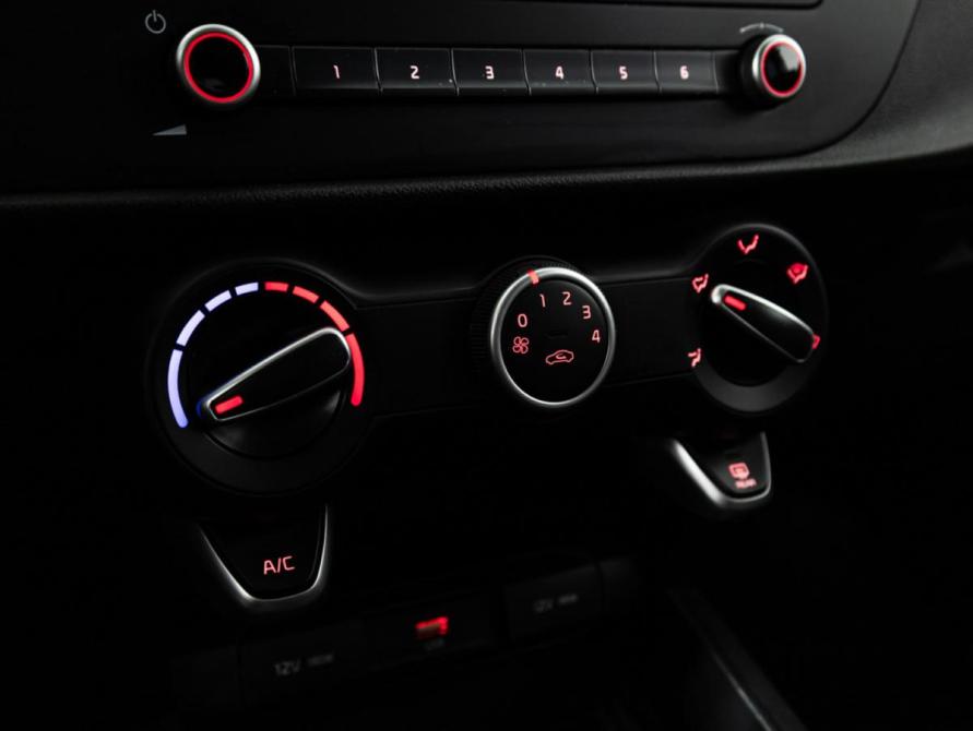Kia Rio IV Рестайлинг Санкт-Петербург  - изображение 15