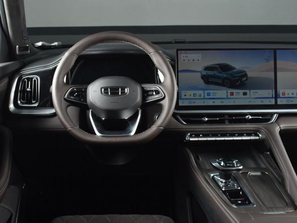 Geely Monjaro I Рестайлинг 2 с пробегом 2026 года, цена 3 999 995 рублей, 49 км, внедорожник, Автокод Объявления