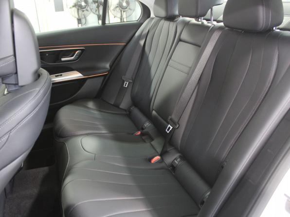Mercedes-Benz E-Класс VI (W214 S214) с пробегом 2025 года, цена 7 350 000 рублей, 918 км, седан, Автокод Объявления
