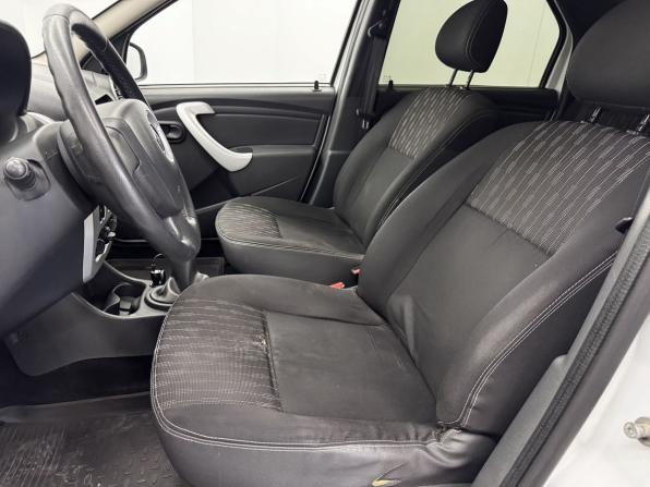 Renault Logan I Рестайлинг с пробегом 2013 года, цена 395 000 рублей, 284642 км, седан, Автокод Объявления