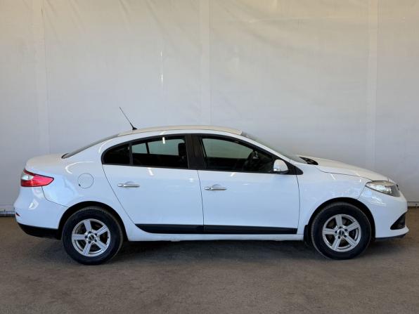 Renault Fluence I Рестайлинг с пробегом 2014 года, цена 800 000 рублей, 132352 км, седан, Автокод Объявления