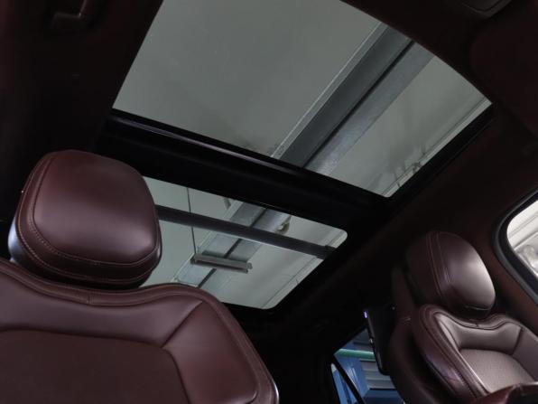 Lincoln Navigator IV с пробегом 2018 года, цена 5 299 000 рублей, 138377 км, внедорожник, Автокод Объявления