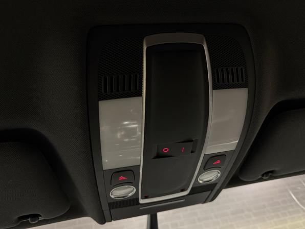 Audi Q7 I (4L) Рестайлинг с пробегом 2011 года, цена 1 900 000 рублей, 205407 км, внедорожник, Автокод Объявления