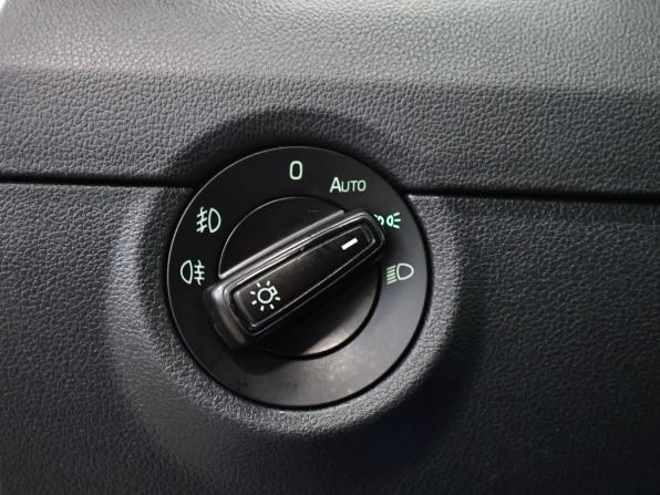 Skoda Octavia III (A7) Рестайлинг с пробегом 2018 года, цена 1 420 000 рублей, 186134 км, лифтбек, Автокод Объявления