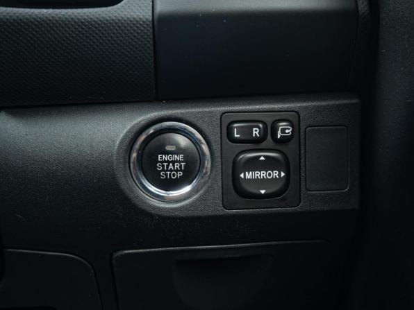 Toyota Vitz II (XP90) с пробегом 2005 года, цена 535 000 рублей, 151643 км, хэтчбек, Автокод Объявления