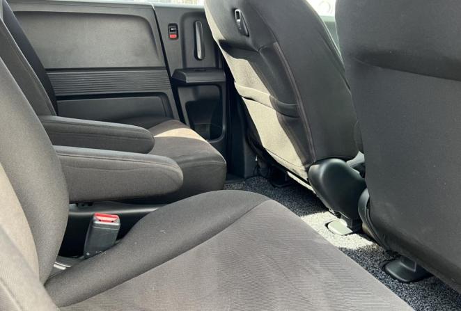 Honda Freed I с пробегом 2010 года, цена 915 000 рублей, 154533 км, компактвэн, Автокод Объявления