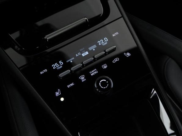 Porsche Cayenne III Рестайлинг с пробегом 2024 года, цена 15 497 077 рублей, 4442 км, внедорожник, Автокод Объявления