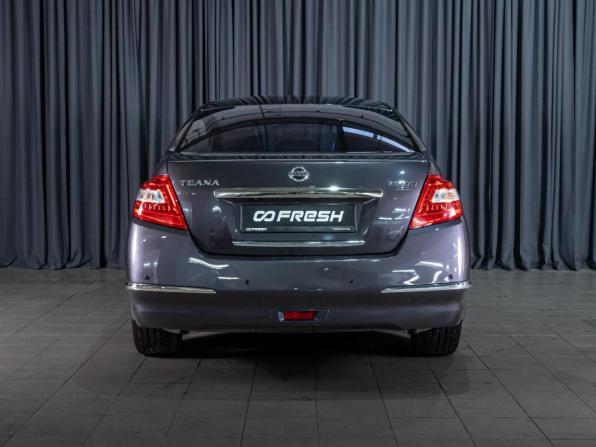 Nissan Teana II с пробегом 2011 года, цена 1 100 000 рублей, 247557 км, седан, Автокод Объявления