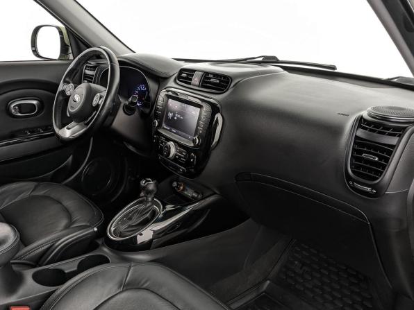 Kia Soul II Рестайлинг с пробегом 2017 года, цена 1 495 000 рублей, 107053 км, хэтчбек, Автокод Объявления