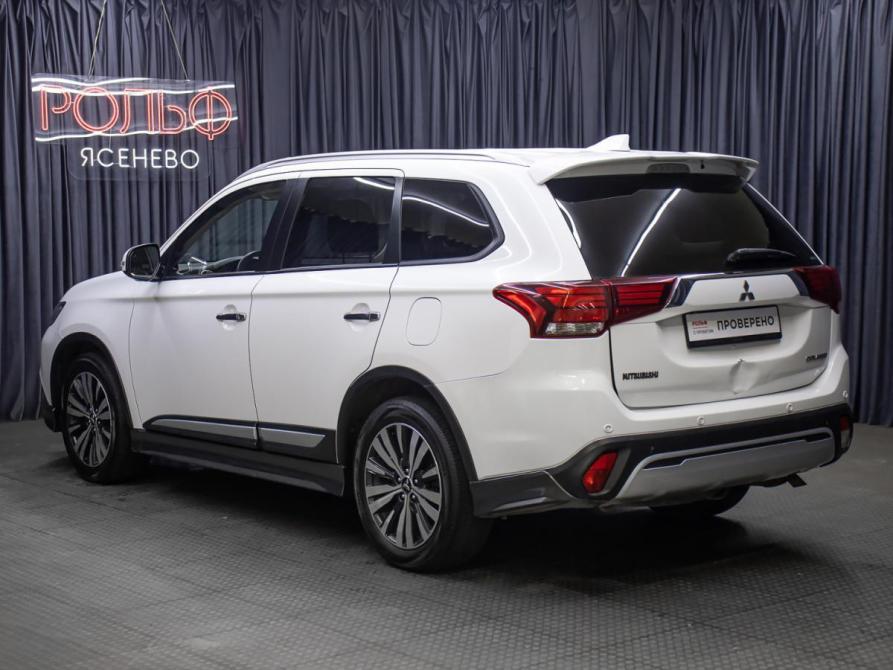 Mitsubishi Outlander III Рестайлинг 3 Москва  - изображение 7