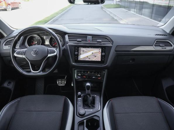 Volkswagen Tiguan II Рестайлинг с пробегом 2021 года, цена 2 779 000 рублей, 108478 км, внедорожник, Автокод Объявления