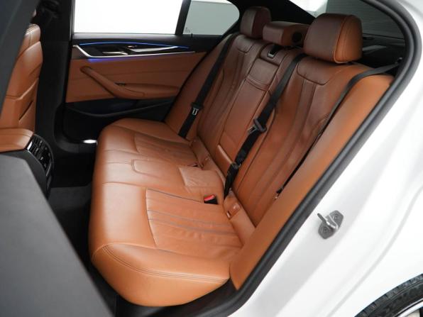 BMW 5 серии VII (G30/G31/G38) Рестайлинг с пробегом 2021 года, цена 4 327 077 рублей, 141193 км, седан, Автокод Объявления