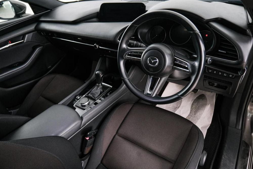 Mazda 3 IV (BP) Красноярск  - изображение 9