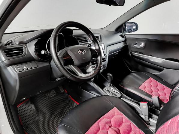 Kia Rio III с пробегом 2012 года, цена 650 000 рублей, 205000 км, седан, Автокод Объявления