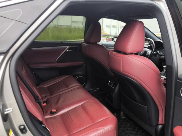 Lexus RX IV с пробегом 2018 года, цена 4 150 000 рублей, 118000 км, внедорожник, Автокод Объявления