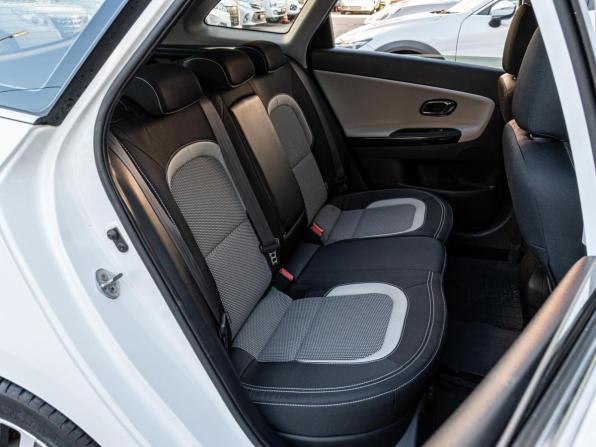 Kia Ceed II Рестайлинг с пробегом 2018 года, цена 1 575 000 рублей, 95336 км, универсал, Автокод Объявления