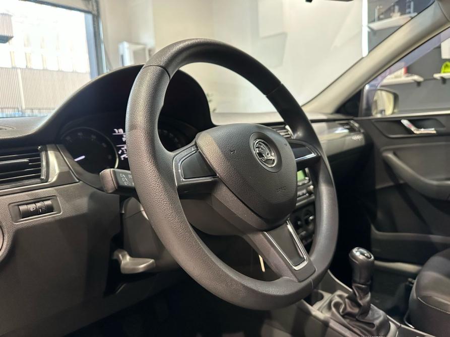 Skoda Rapid I Москва  - изображение 12