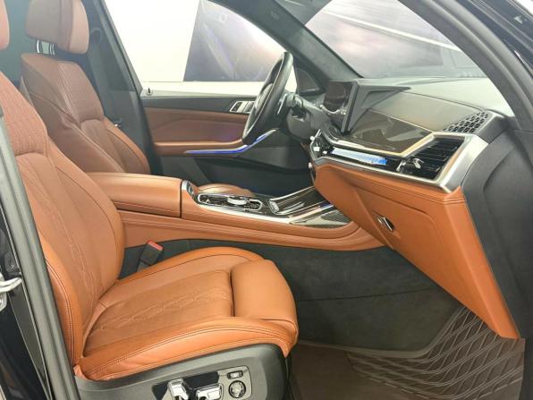 BMW X7 I (G07) Рестайлинг с пробегом 2023 года, цена 19 895 000 рублей, 10874 км, внедорожник, Автокод Объявления