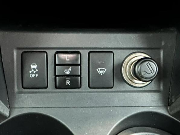 Toyota RAV4 III (XA30) Рестайлинг с пробегом 2011 года, цена 1 329 000 рублей, 293220 км, внедорожник, Автокод Объявления