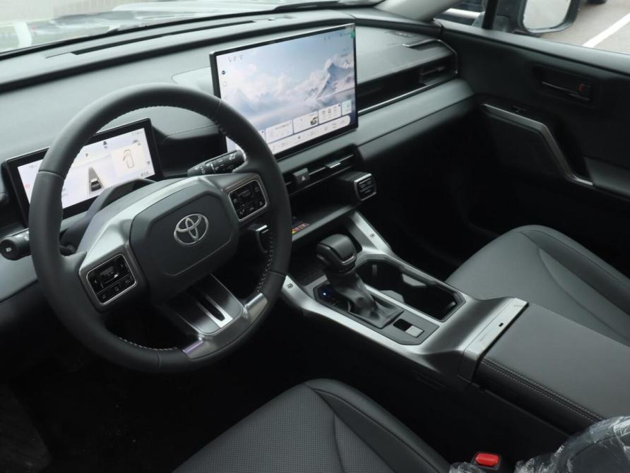Toyota RAV4 VI (XA60) Казань  - изображение 5