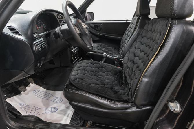 Chevrolet Niva I Рестайлинг с пробегом 2011 года, цена 549 000 рублей, 143000 км, внедорожник, Автокод Объявления