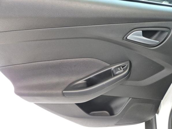 Ford Focus III Рестайлинг с пробегом 2016 года, цена 1 129 000 рублей, 188056 км, универсал, Автокод Объявления