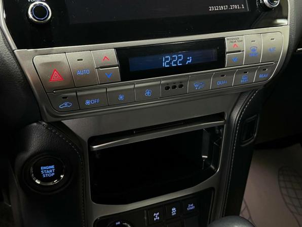 Toyota Land Cruiser Prado 150 Series Рестайлинг 3 с пробегом 2022 года, цена 6 999 000 рублей, 73713 км, внедорожник, Автокод Объявления