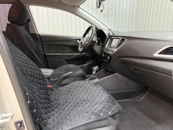 Hyundai Solaris II с пробегом 2019 года, цена 1 380 000 рублей, 109380 км, седан, Автокод Объявления